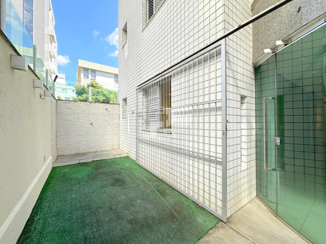 Apartamento à venda no Prado: 