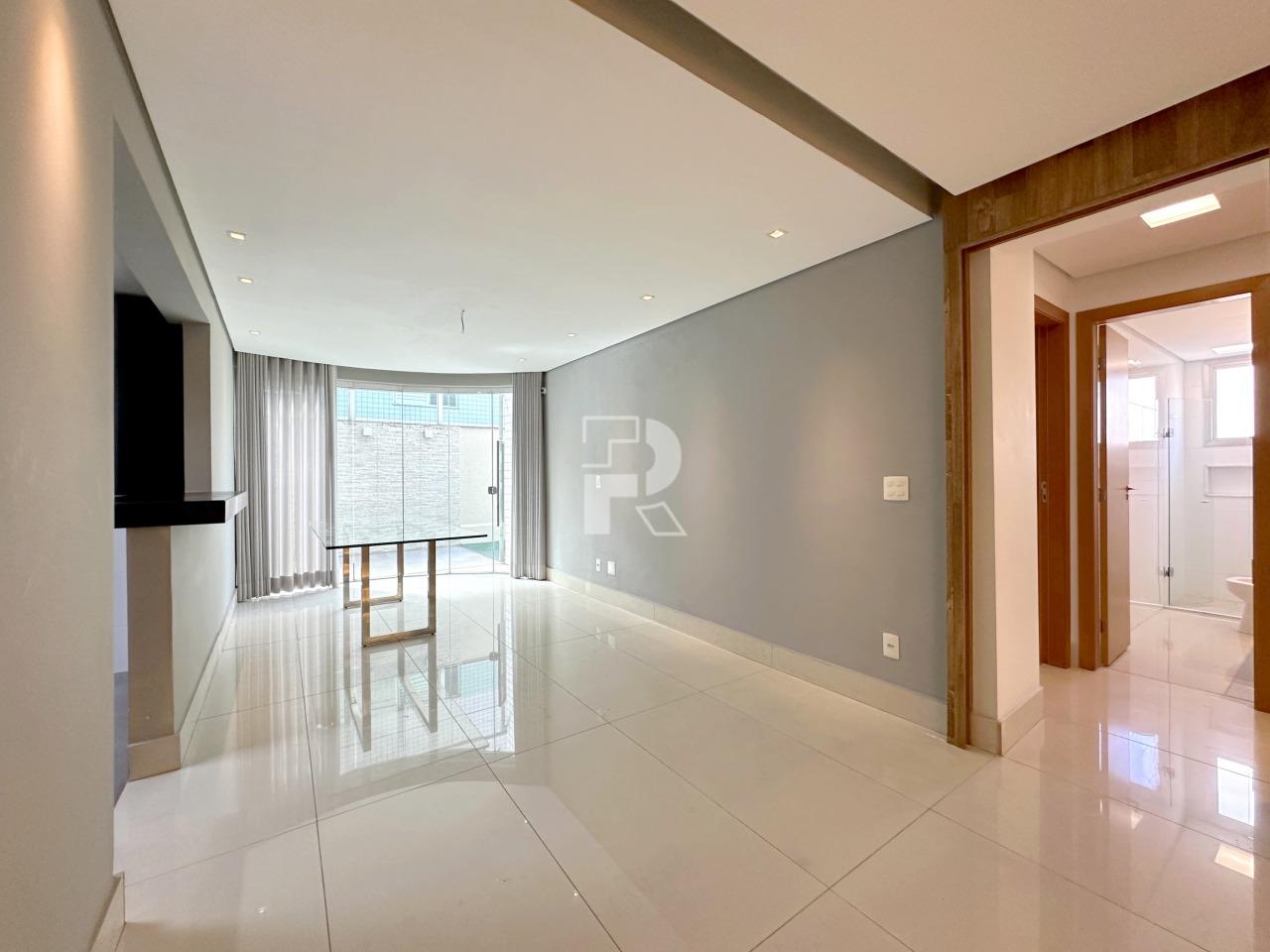 Apartamento à venda no Prado: 