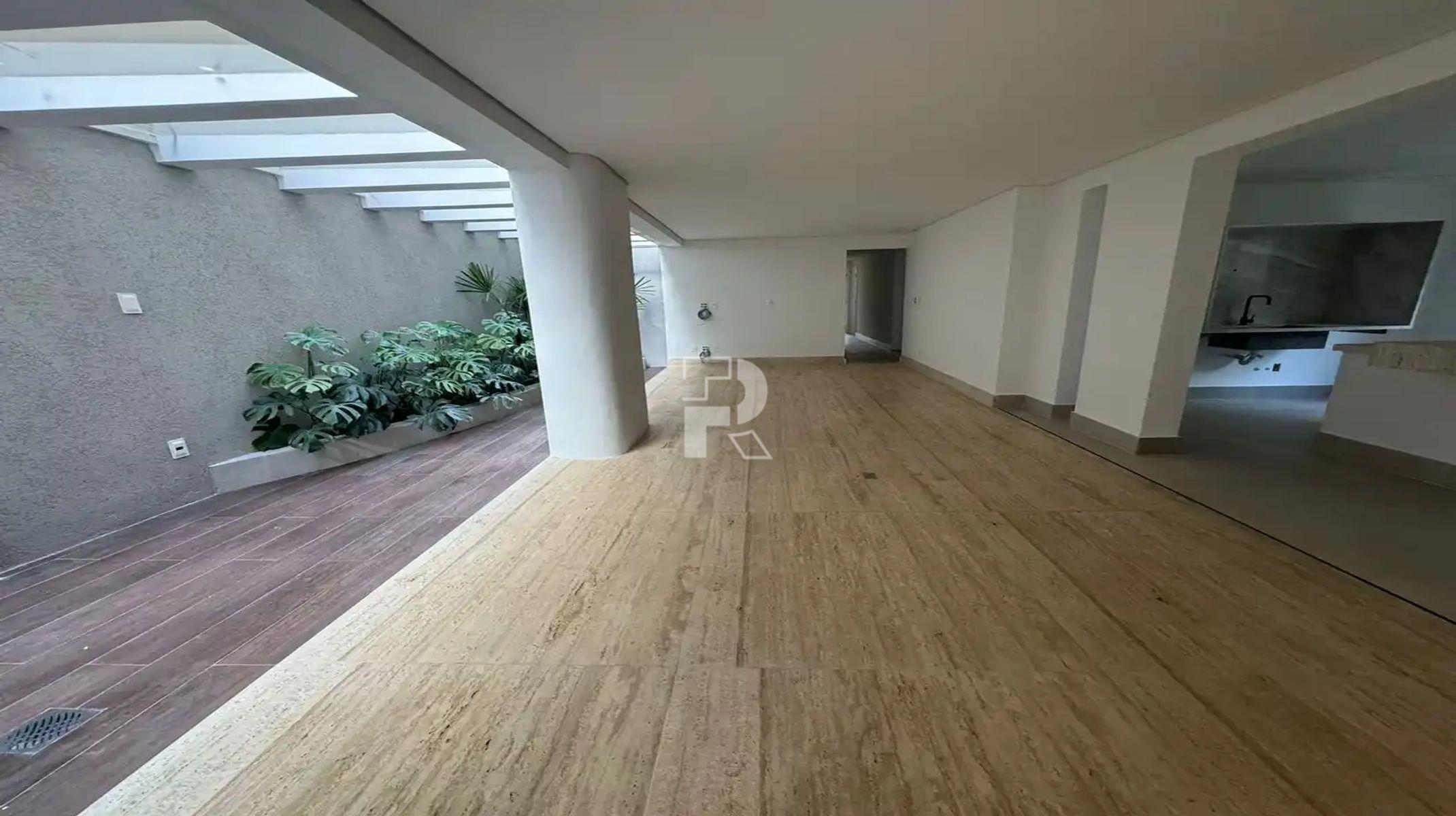 Apartamento à venda no Savassi: Sala para 3 ambientes - 201