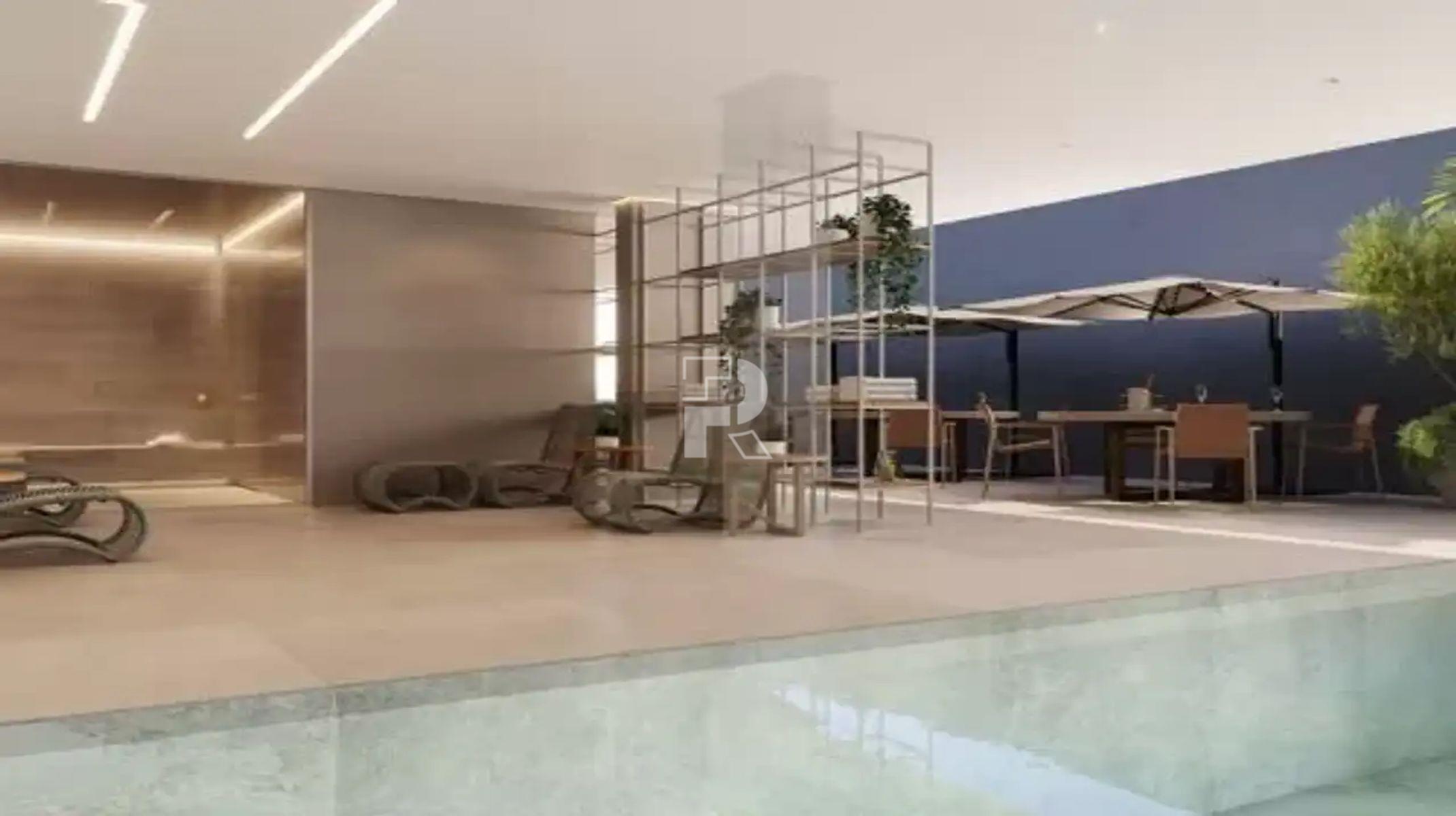 Apartamento à venda no Savassi: Piscina com raia e lazer