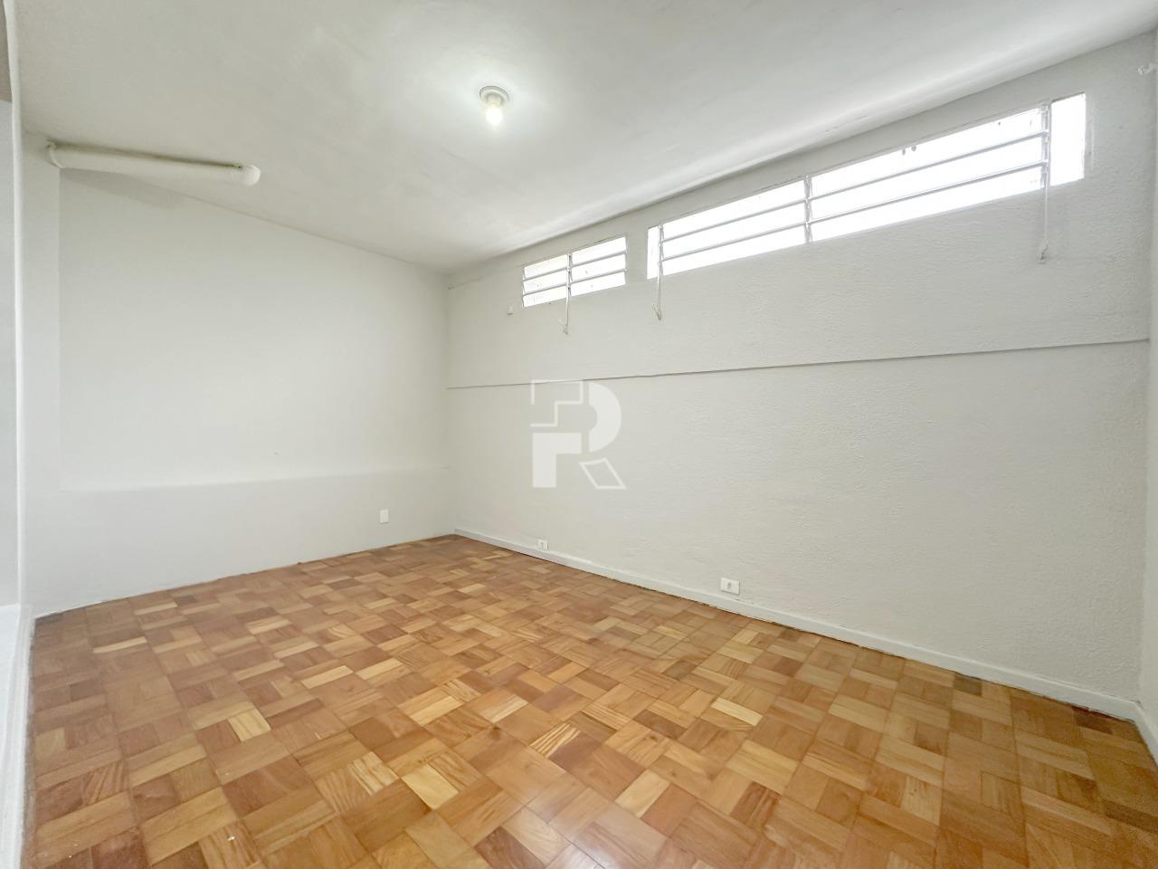 Casa para aluguel no Prado: 