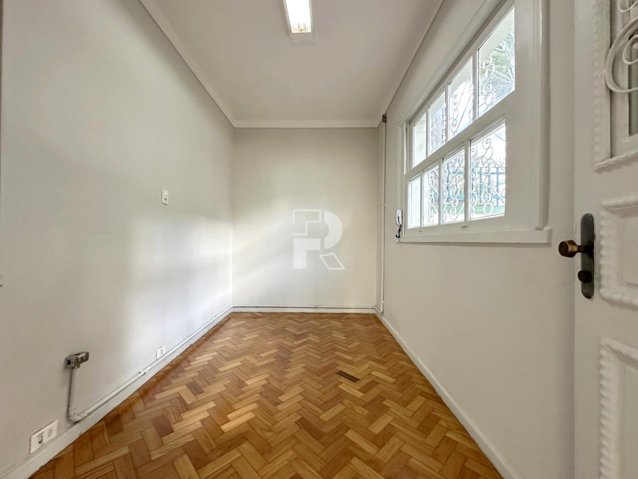 Casa para aluguel no Prado: 