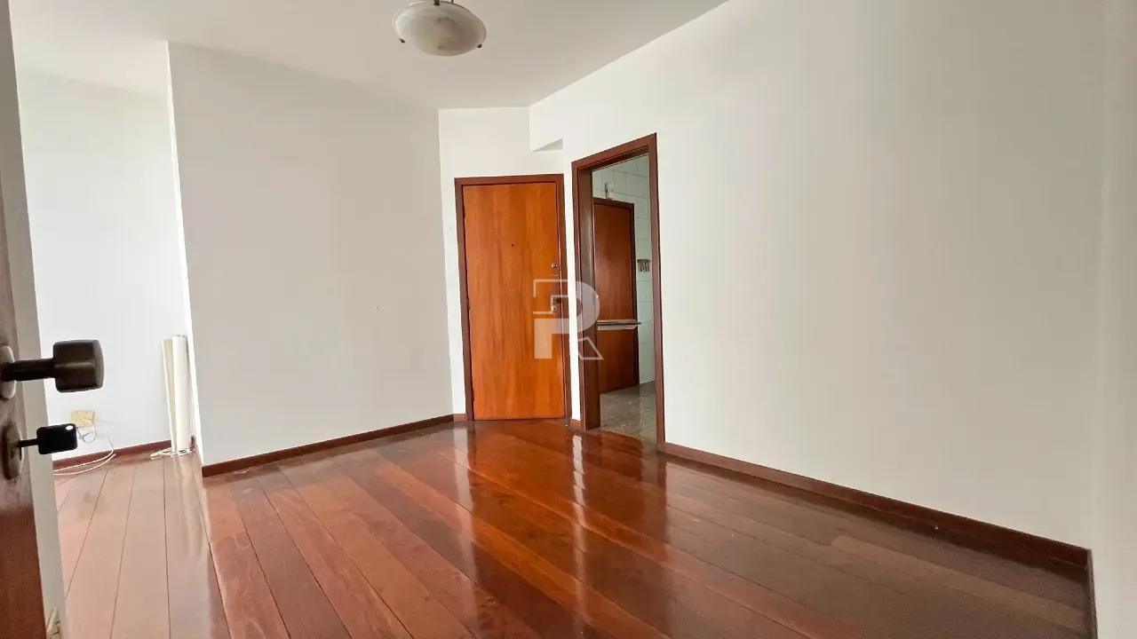 Apartamento à venda no Santo Antônio: 