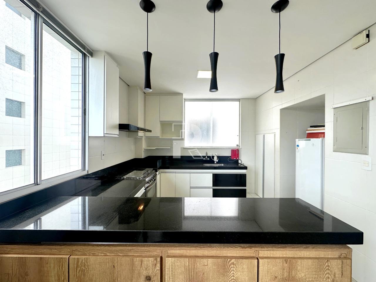 Cobertura à venda no Prado: 