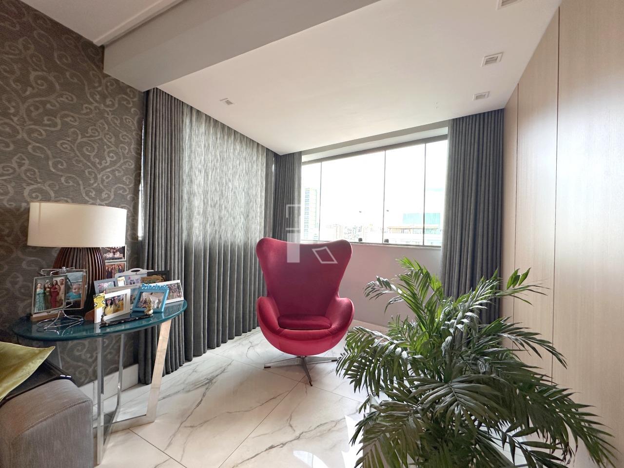 Cobertura à venda no Prado: 