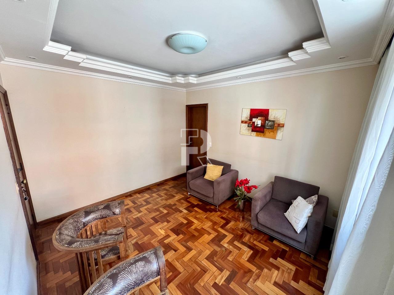 Apartamento à venda no Prado: 