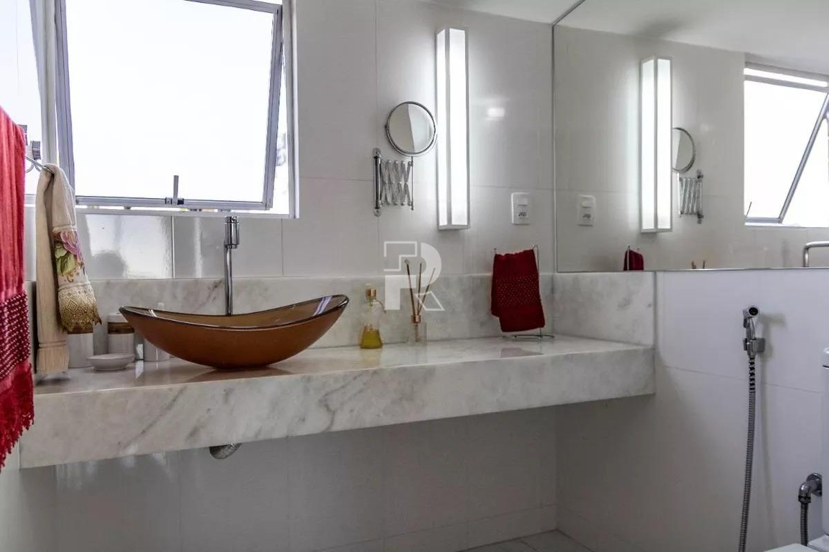 Cobertura à venda no Barroca: 