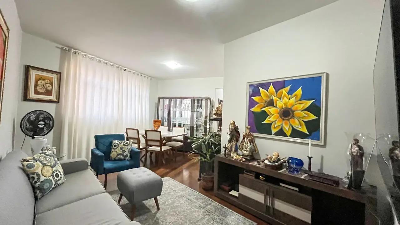 Apartamento à venda no Coração de Jesus: 