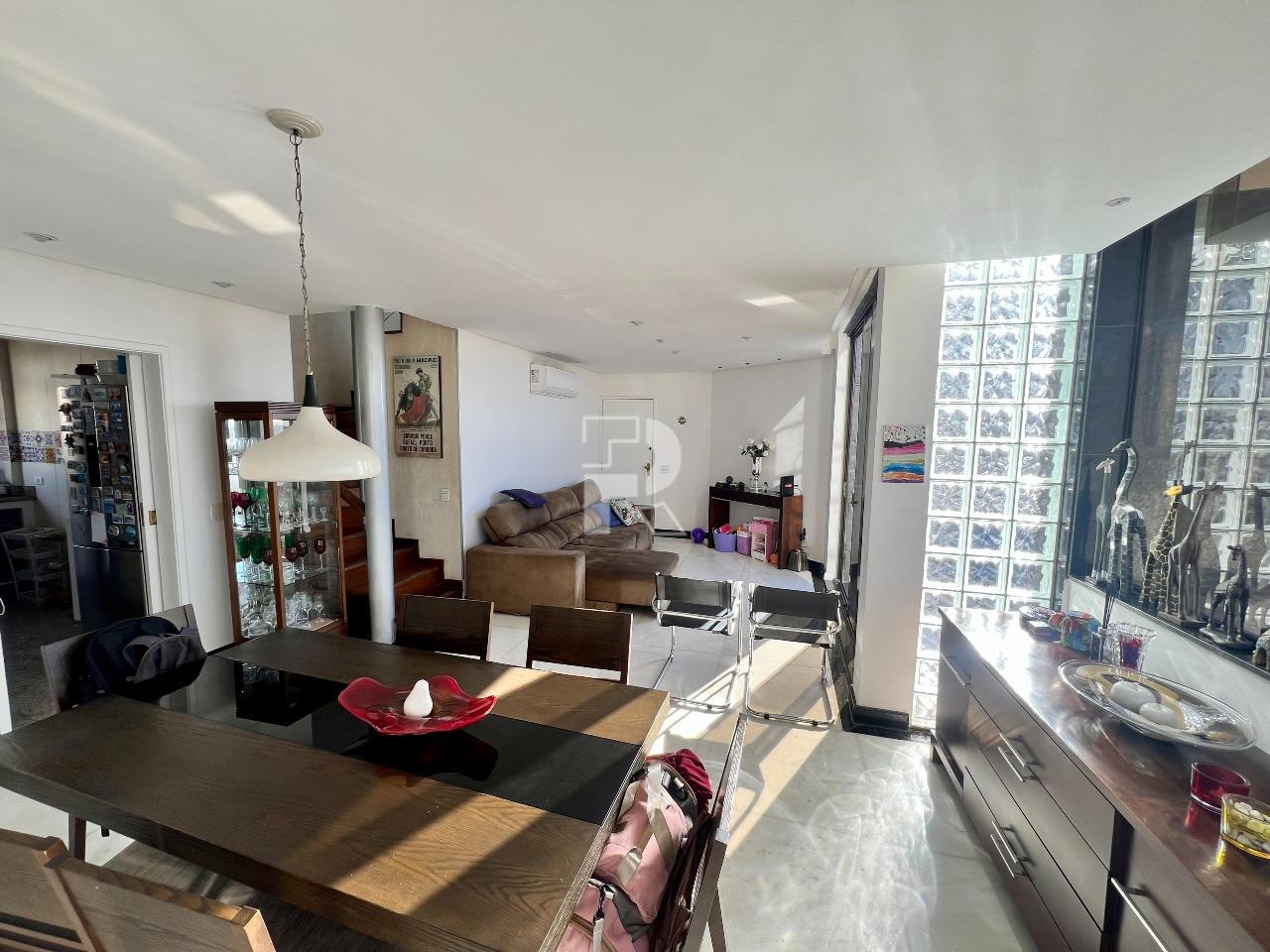 Cobertura à venda no Gutierrez: 