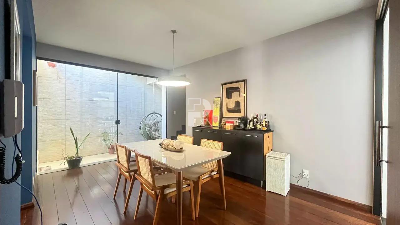 Casa à venda no Serra: 