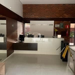 Sala à venda no Barro Preto: 