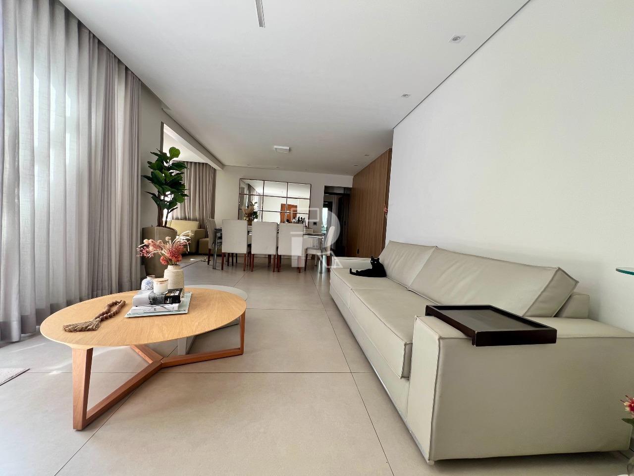 Apartamento à venda no Prado: 