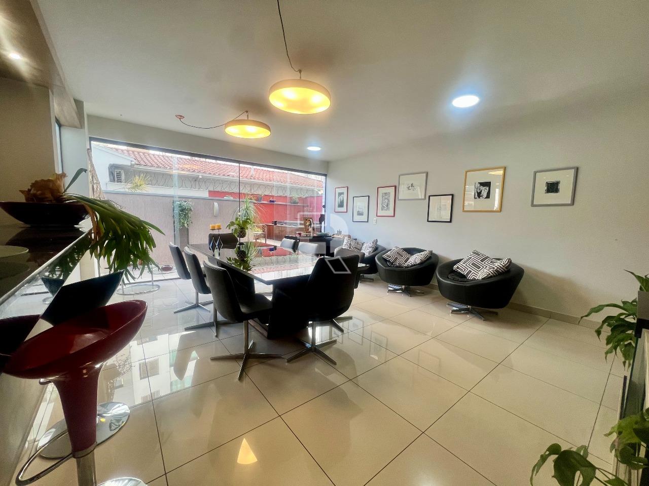 Apartamento à venda no Prado: 