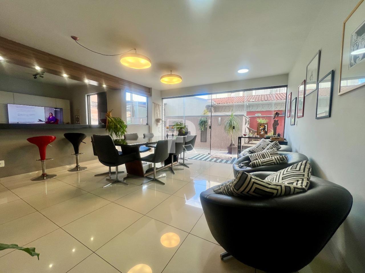 Apartamento à venda no Prado: 