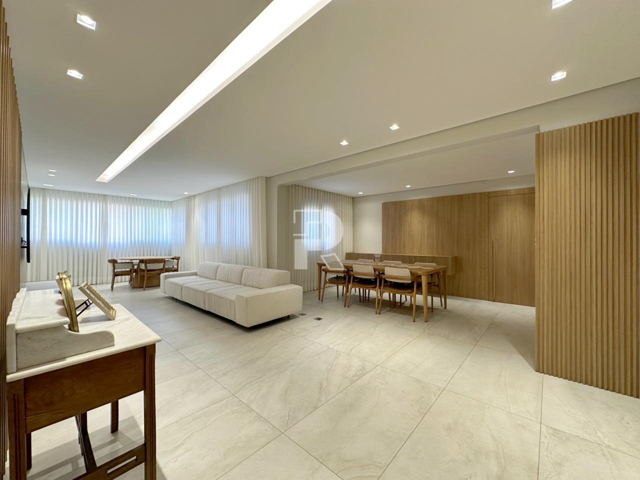 Apartamento à venda no Prado: 