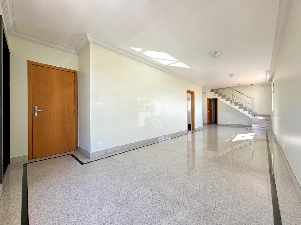 Cobertura à venda no Prado: 