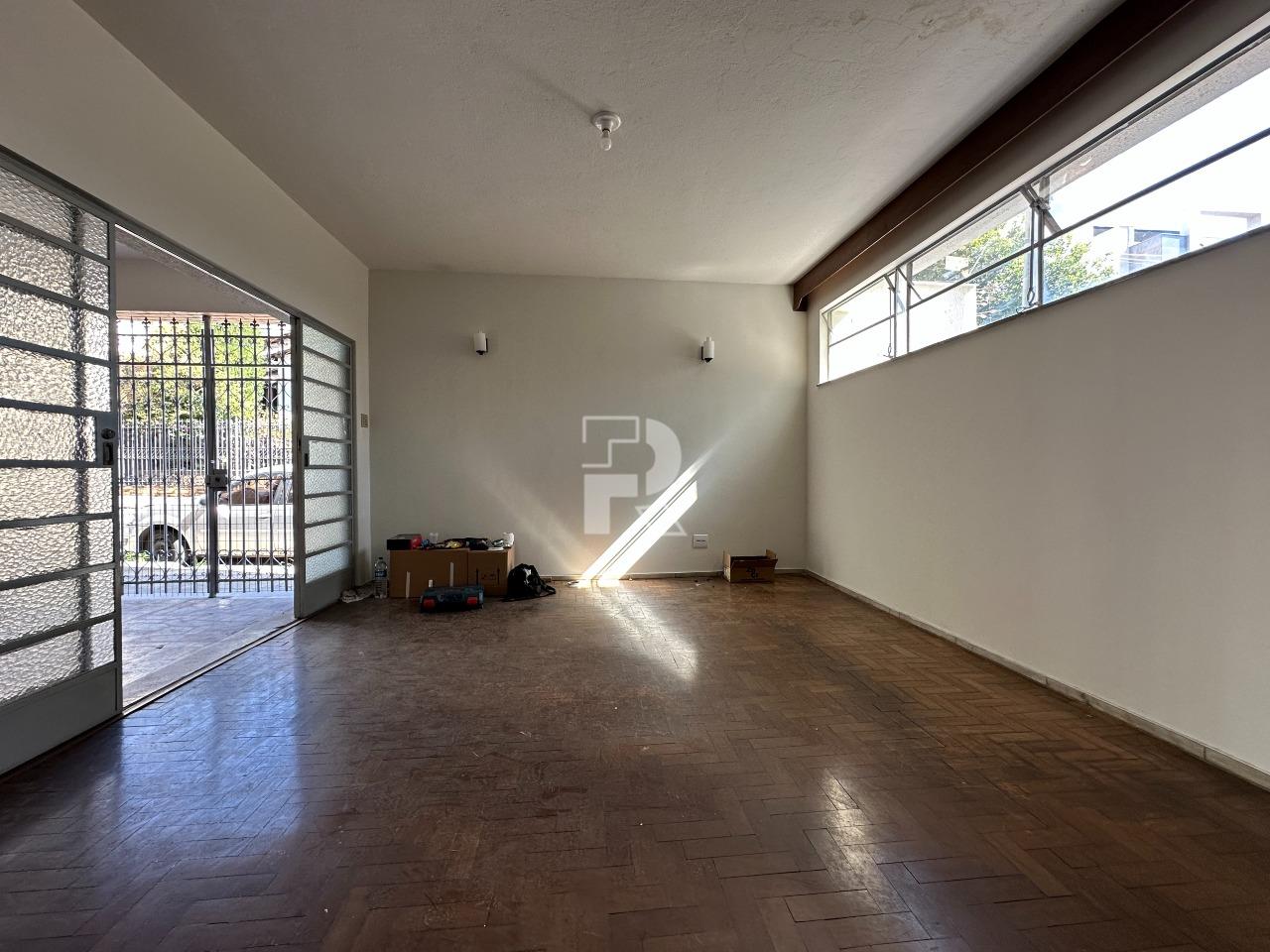 Casa à venda no Prado: 