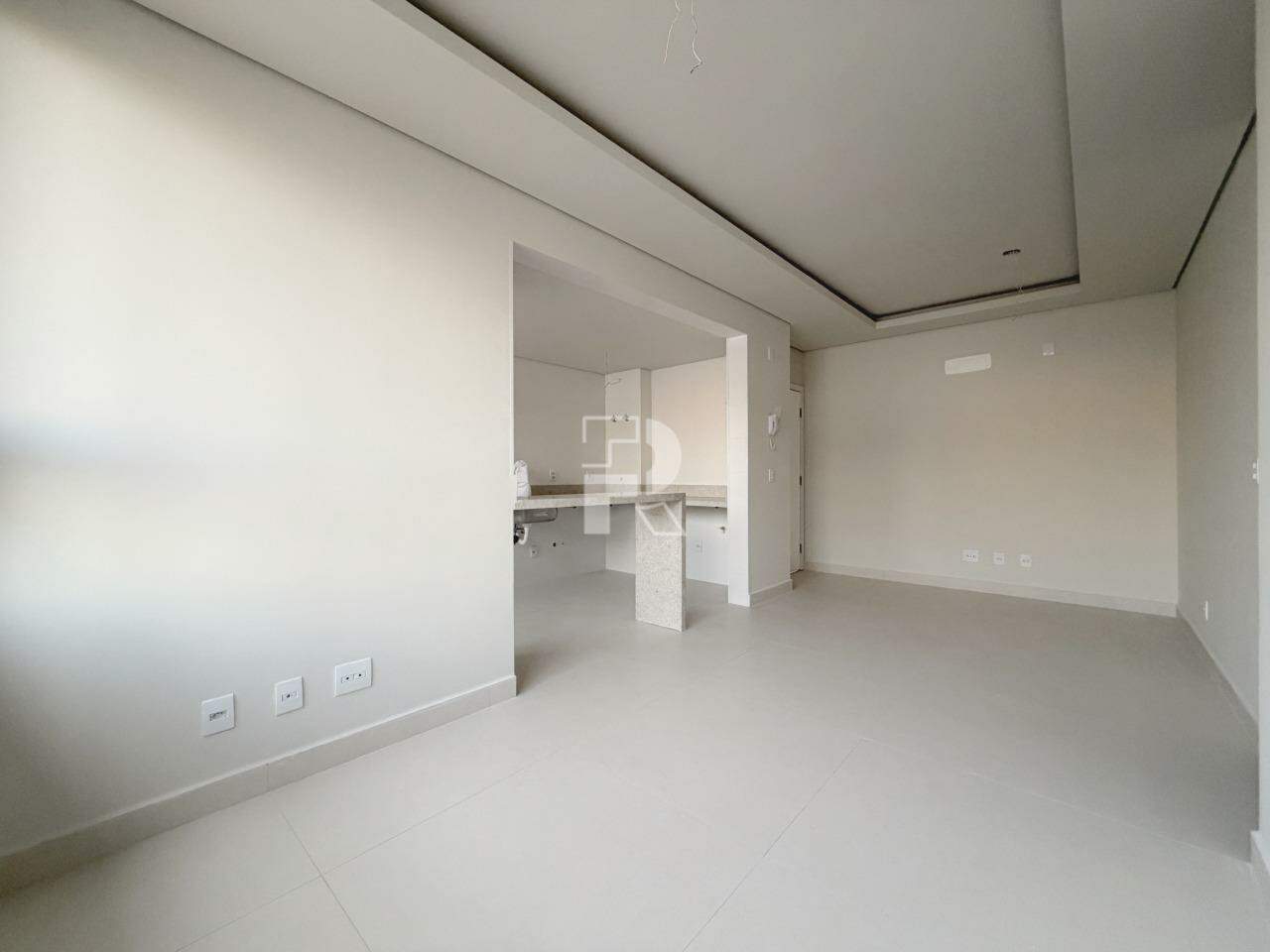 Apartamento à venda no Prado: 