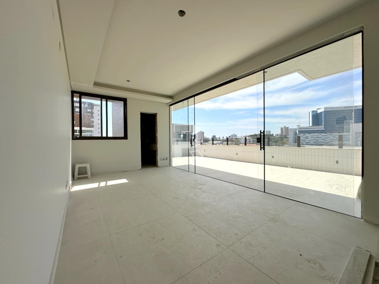 Cobertura à venda no Prado: 