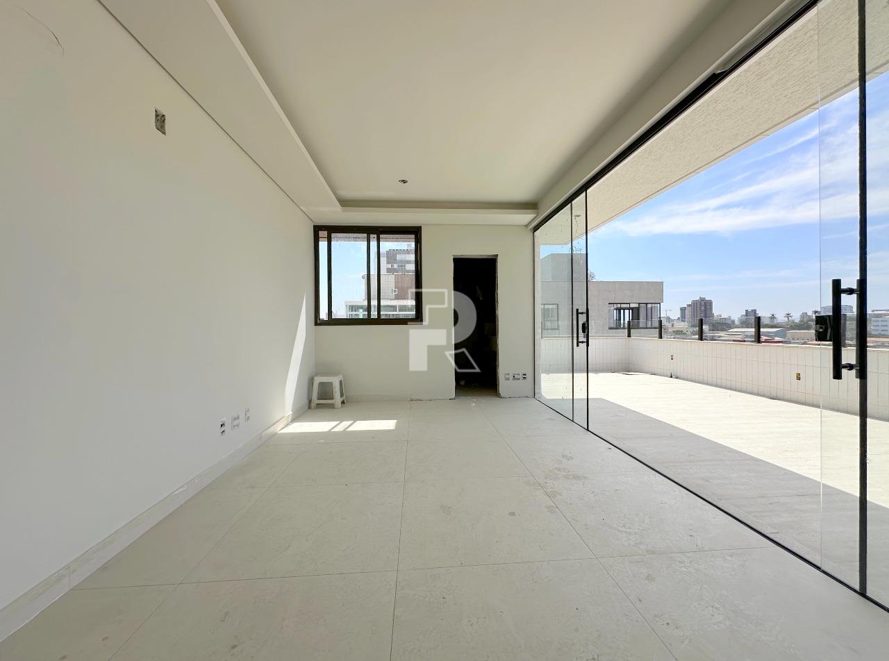 Cobertura à venda no Prado: 