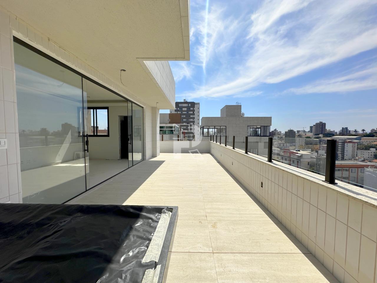 Cobertura à venda no Prado: 