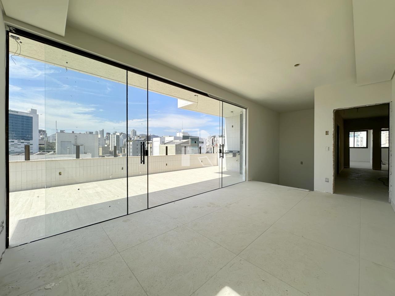 Cobertura à venda no Prado: 