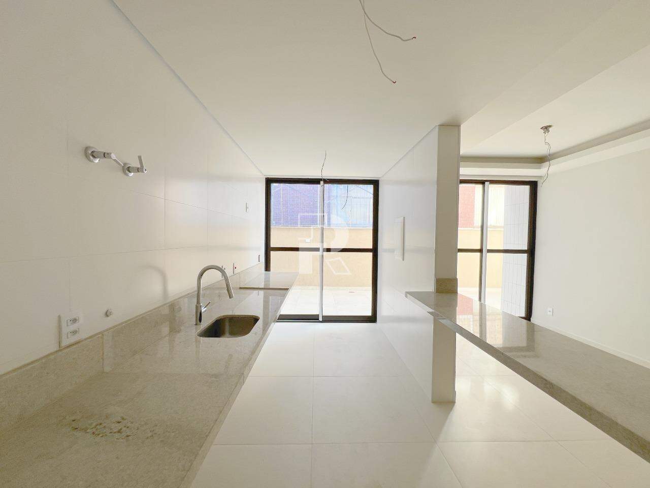 Apartamento à venda no Prado: 