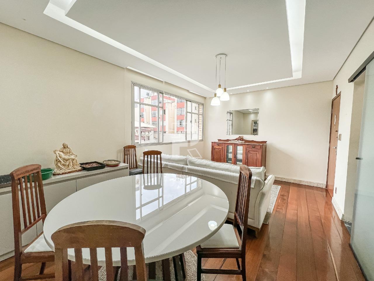 Apartamento à venda no Santo Antônio: 