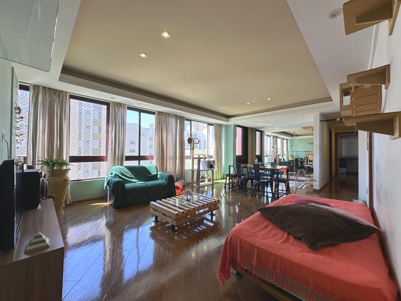 Apartamento à venda no Gutierrez: 