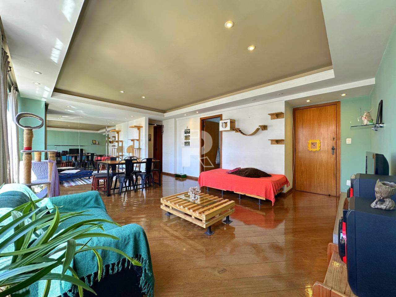 Apartamento à venda no Gutierrez: 