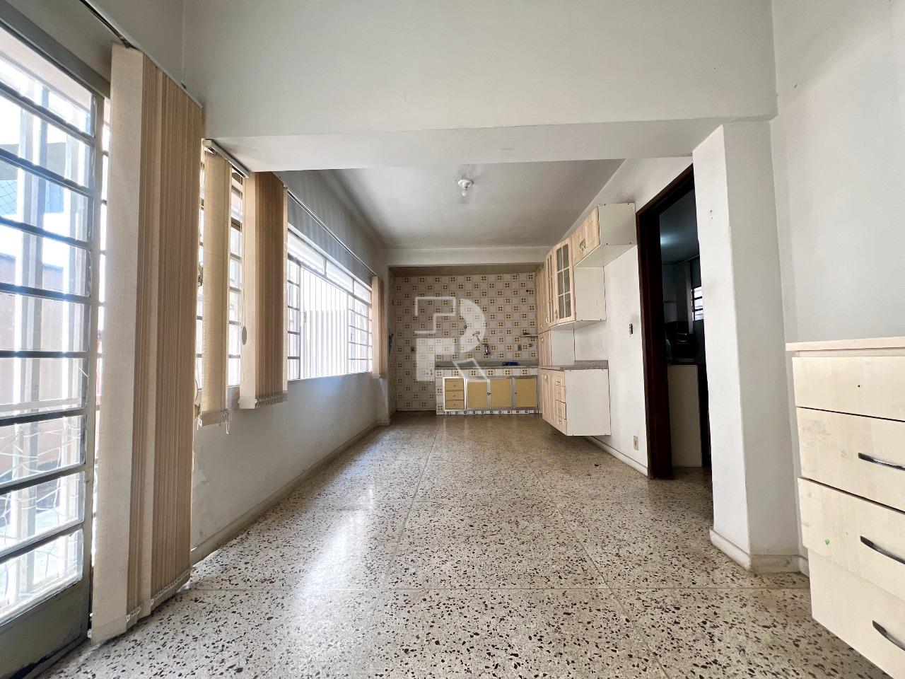 Área privativa à venda no Prado: 