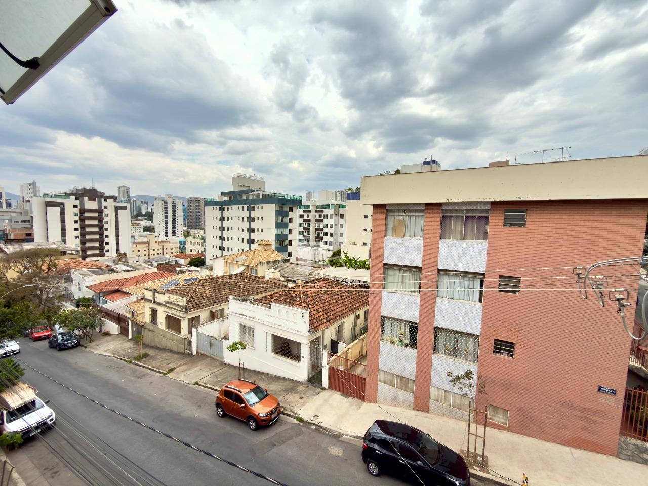 Apartamento à venda no Prado: 