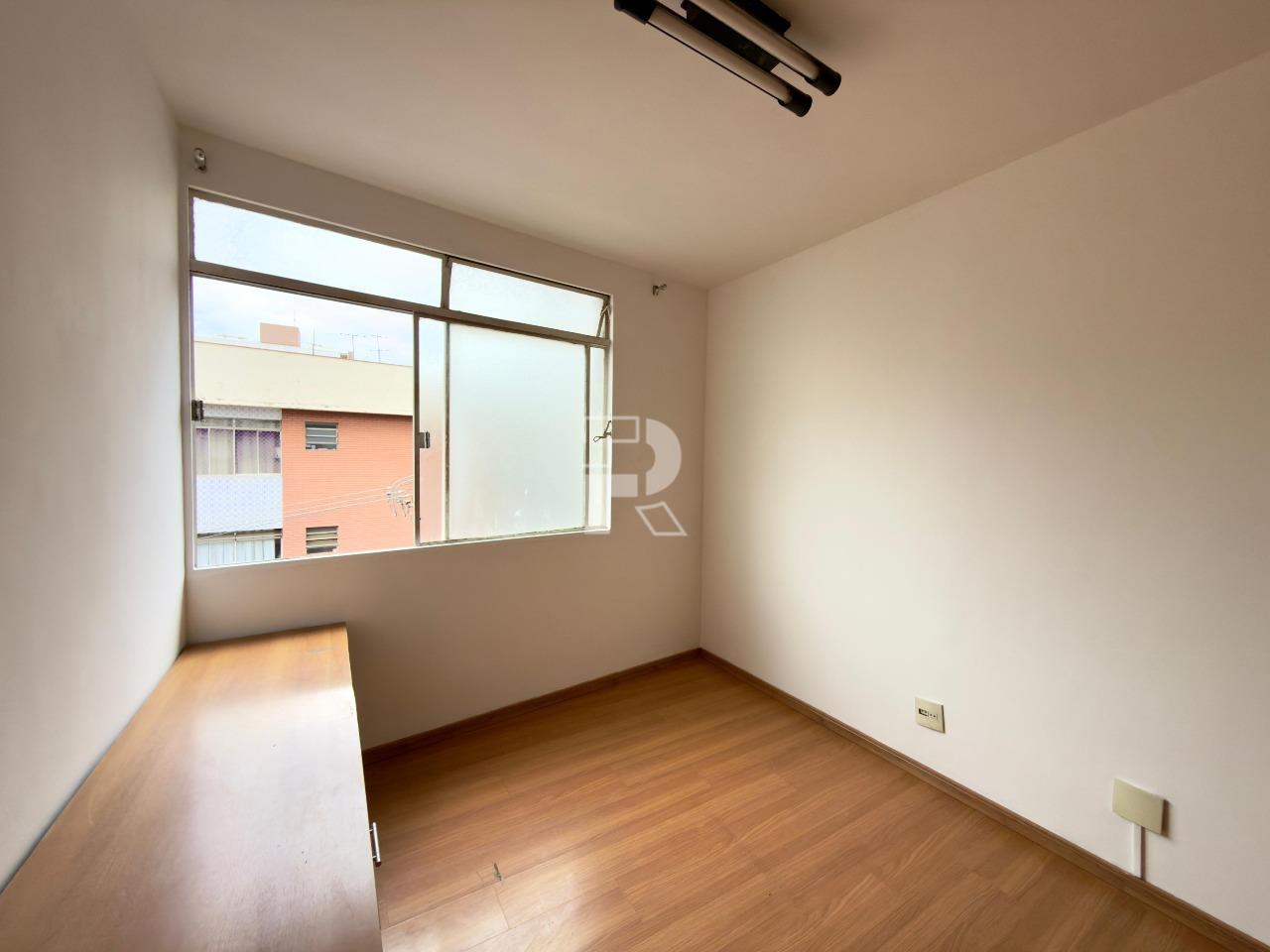 Apartamento à venda no Prado: 