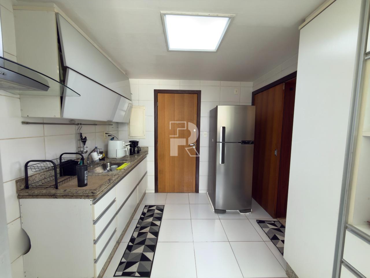 Cobertura à venda no Buritis: 