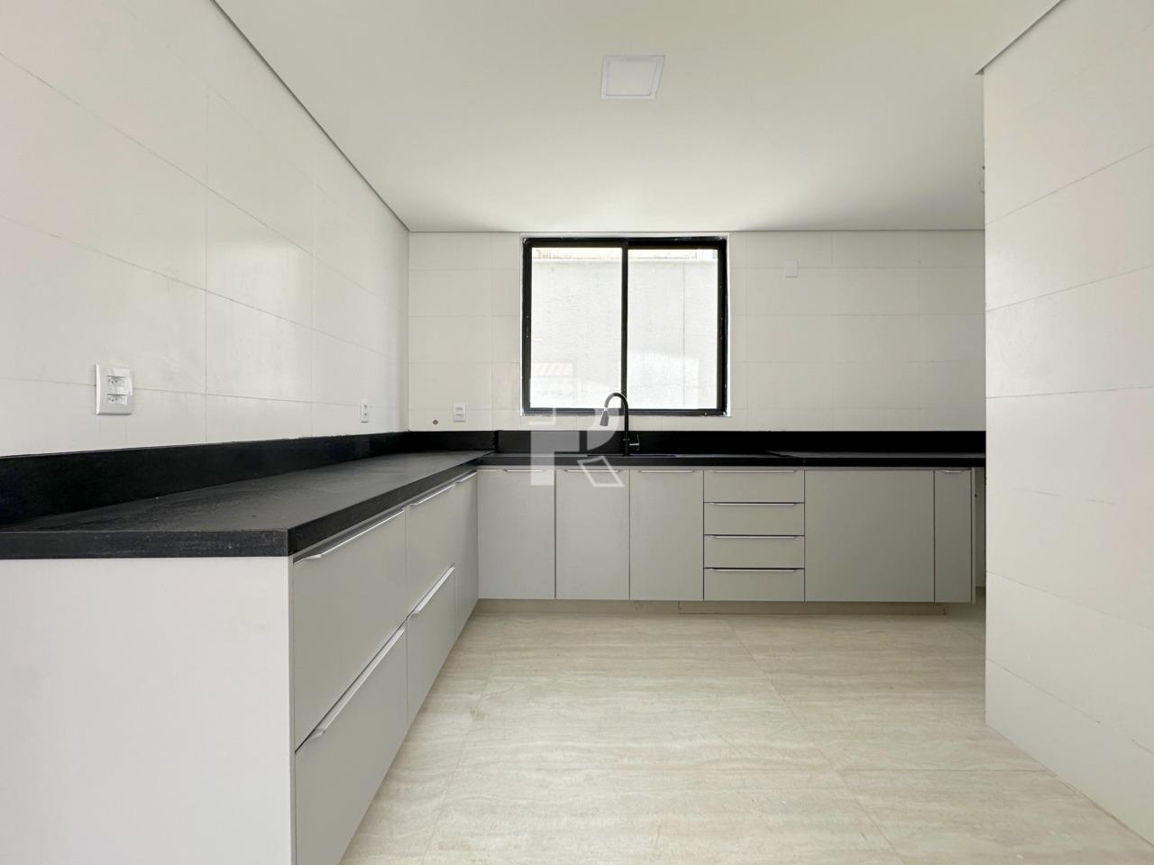 Apartamento à venda no Prado: 