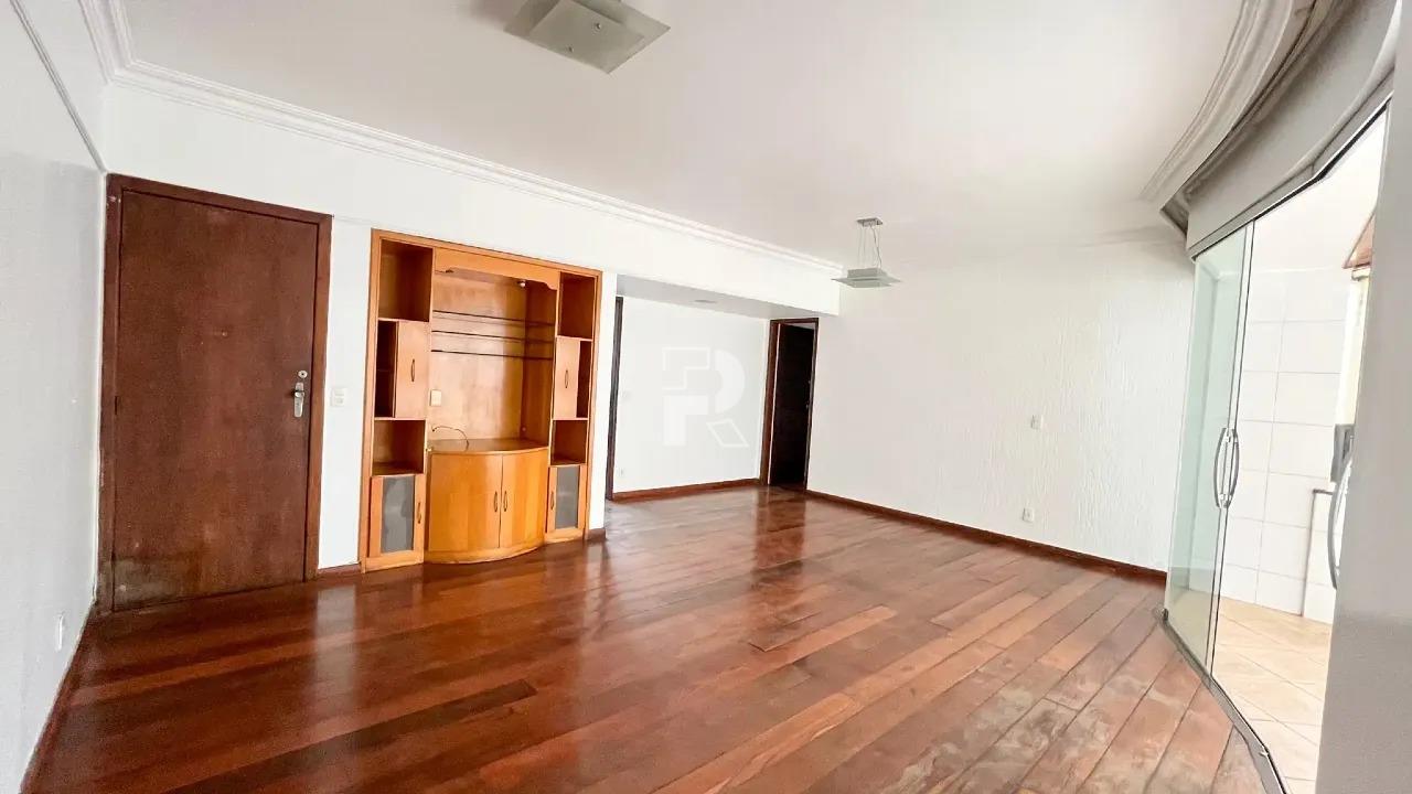 Apartamento à venda no Estoril: 