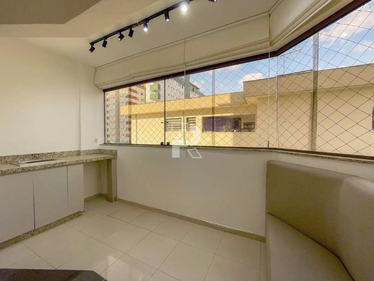 Apartamento à venda no Prado: 