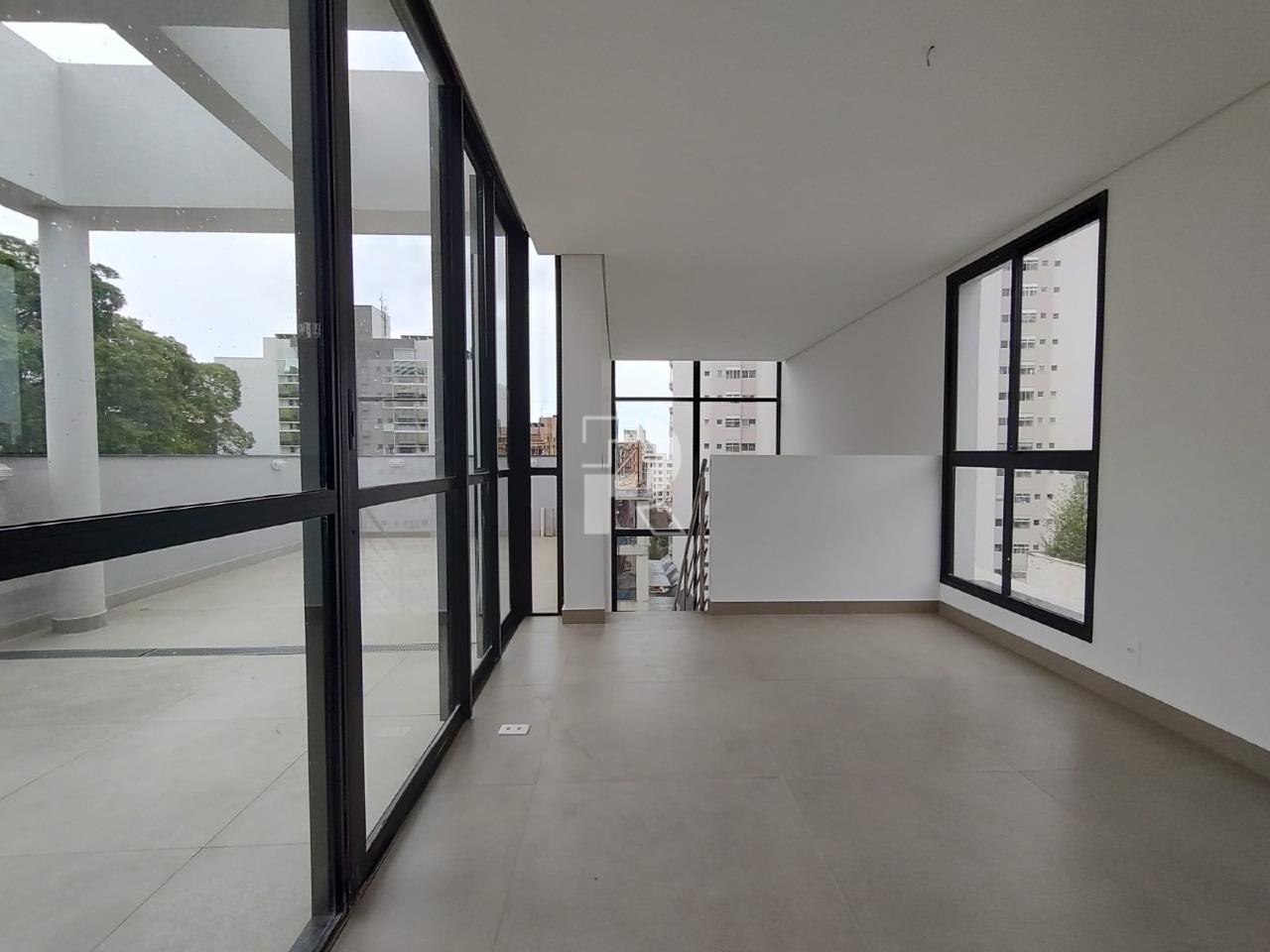 Cobertura à venda no Serra: 