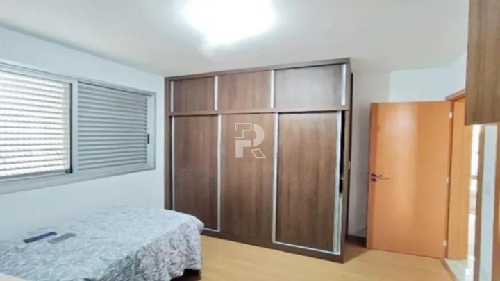 Apartamento à venda no Carmo: 