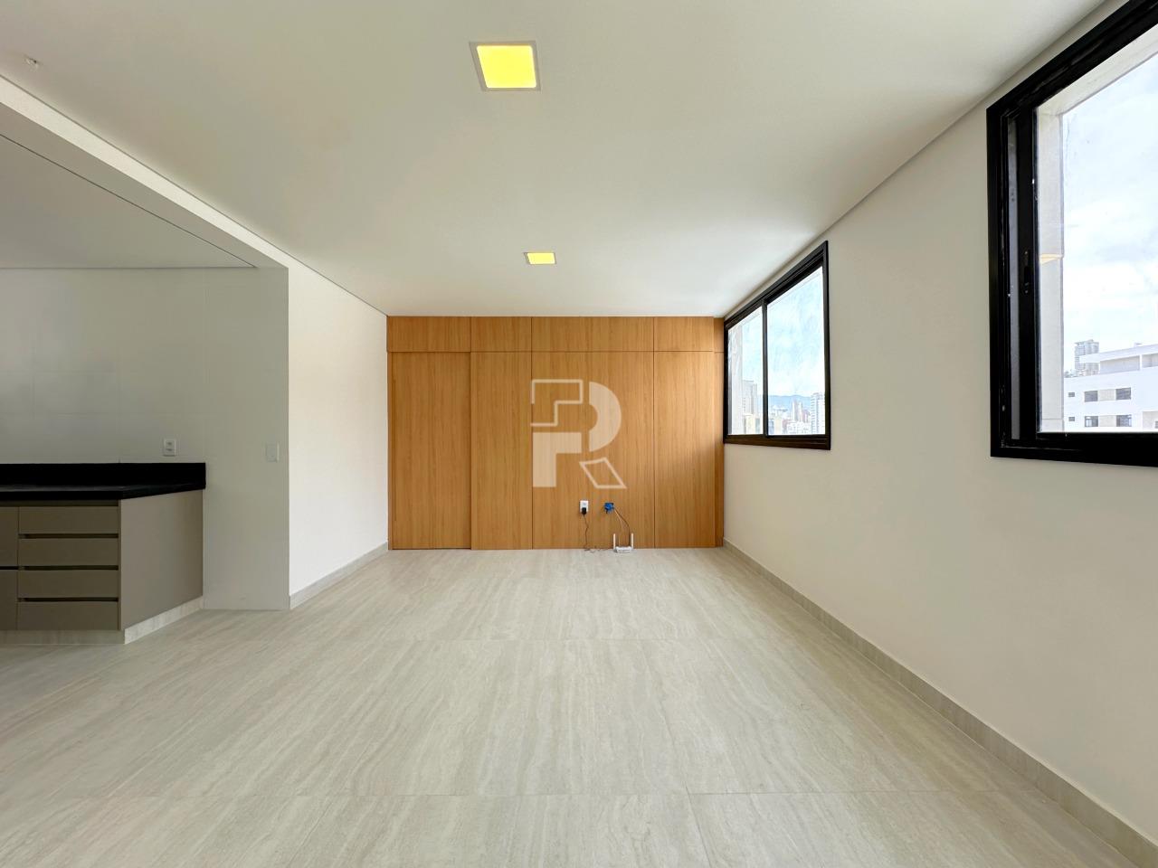 Cobertura à venda no Prado: 