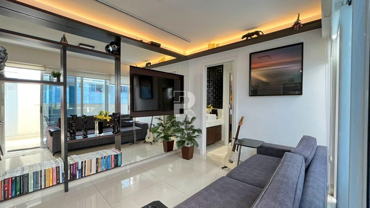 Apartamento à venda no Funcionários: 