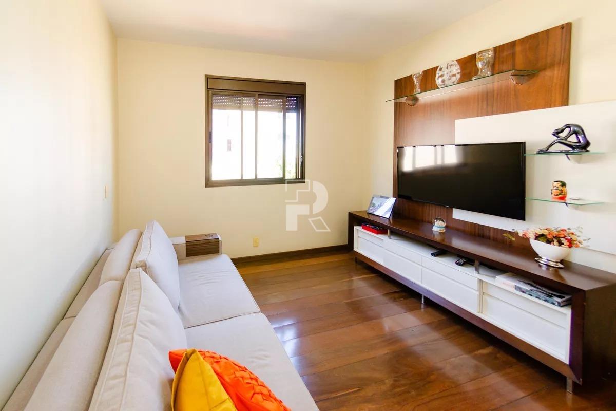 Apartamento à venda no Prado: 