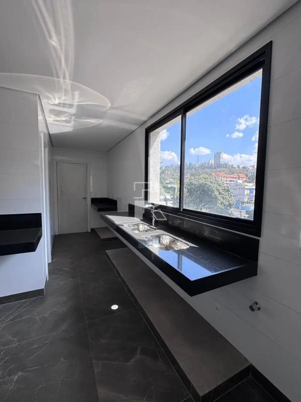 Apartamento à venda no Lourdes: 