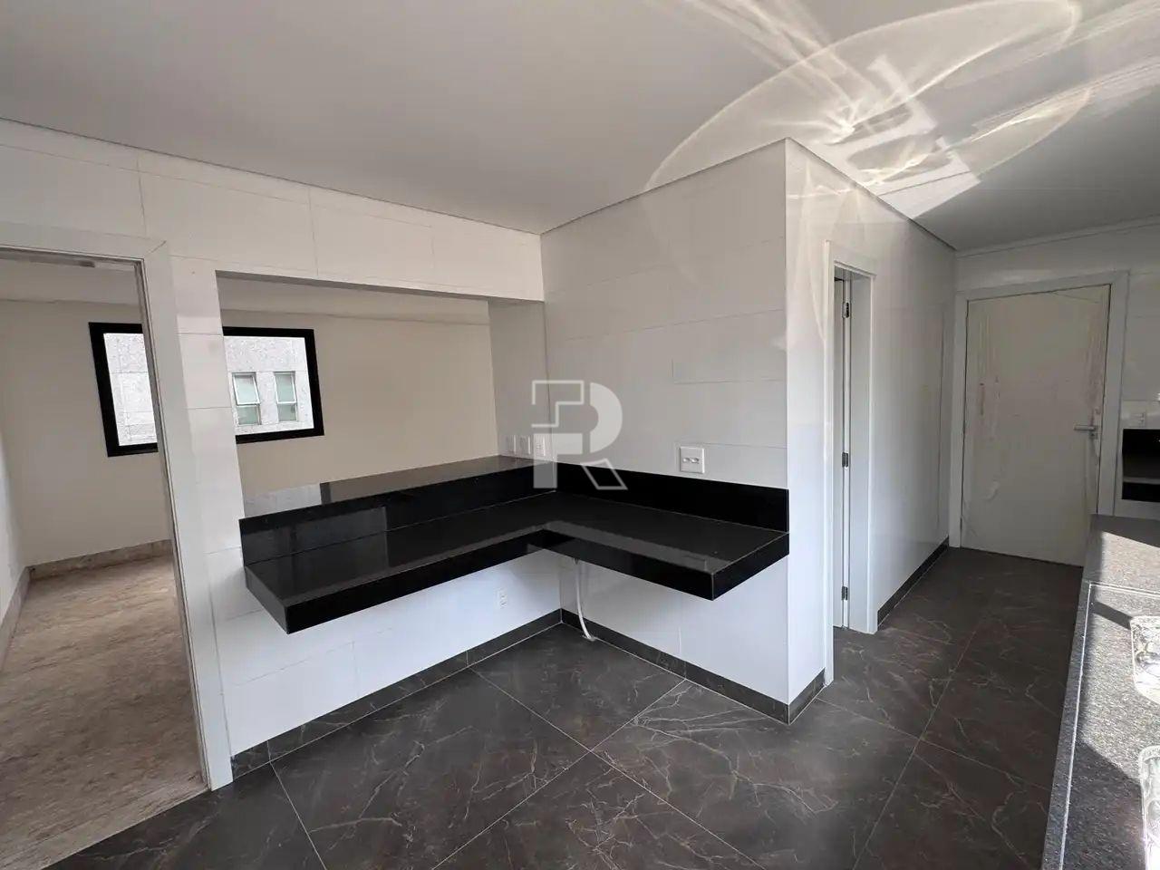 Cobertura à venda no Lourdes: 