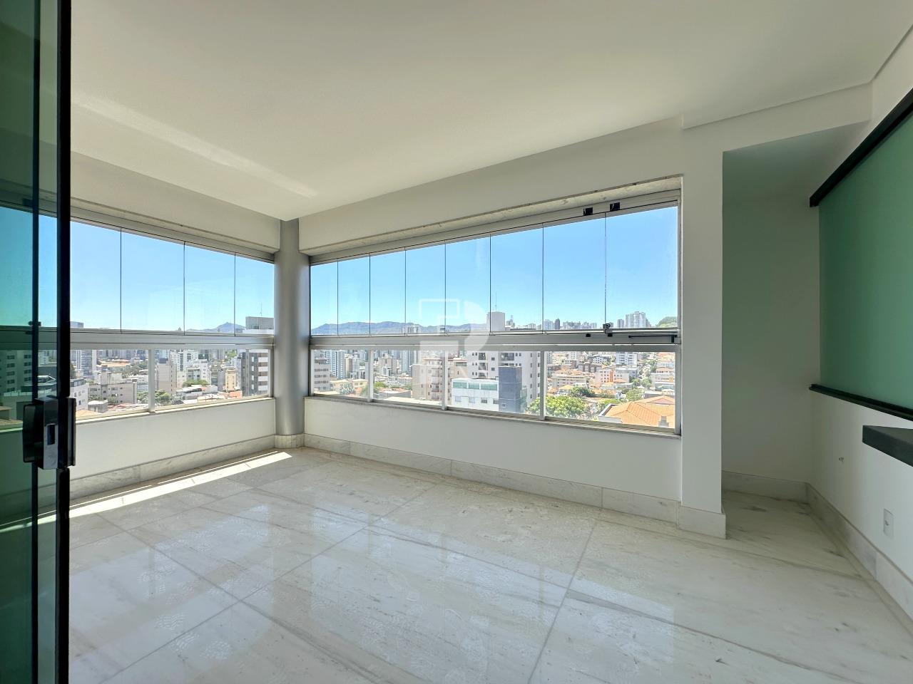Apartamento à venda no Prado: 