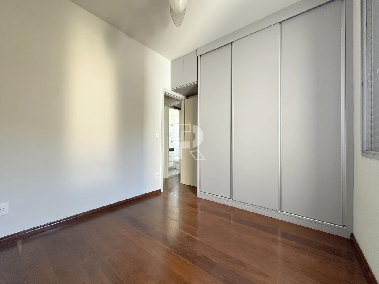 Apartamento à venda no Alto Barroca: 