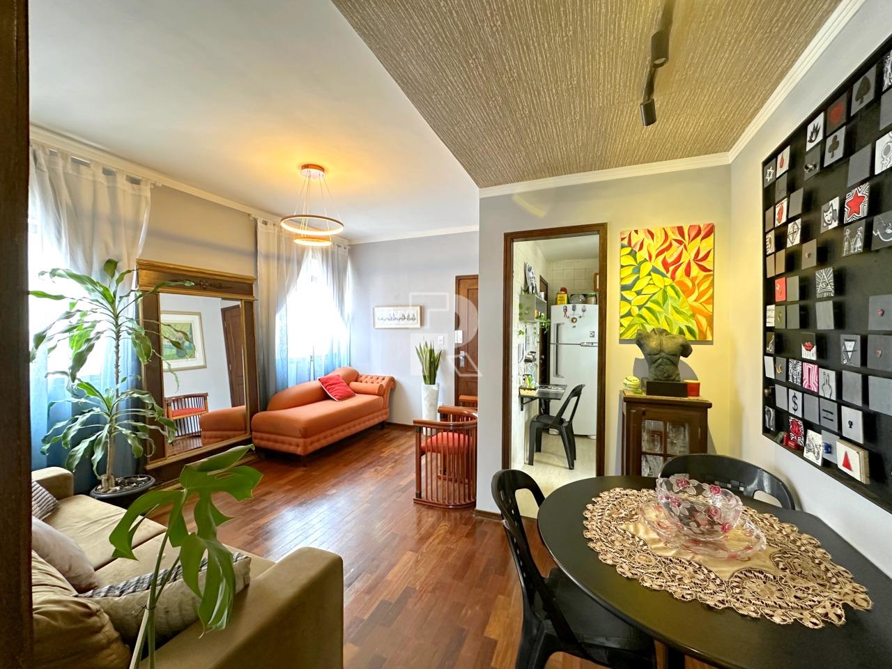 Apartamento à venda no Prado: 