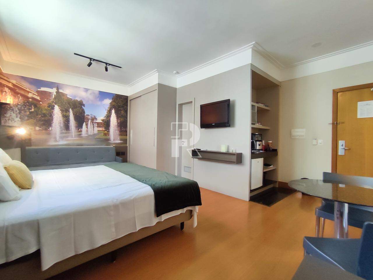 Flat para aluguel no Lourdes: 