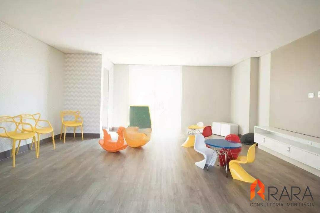 Apartamento à venda com 2 quartos, 80m² - Foto 33