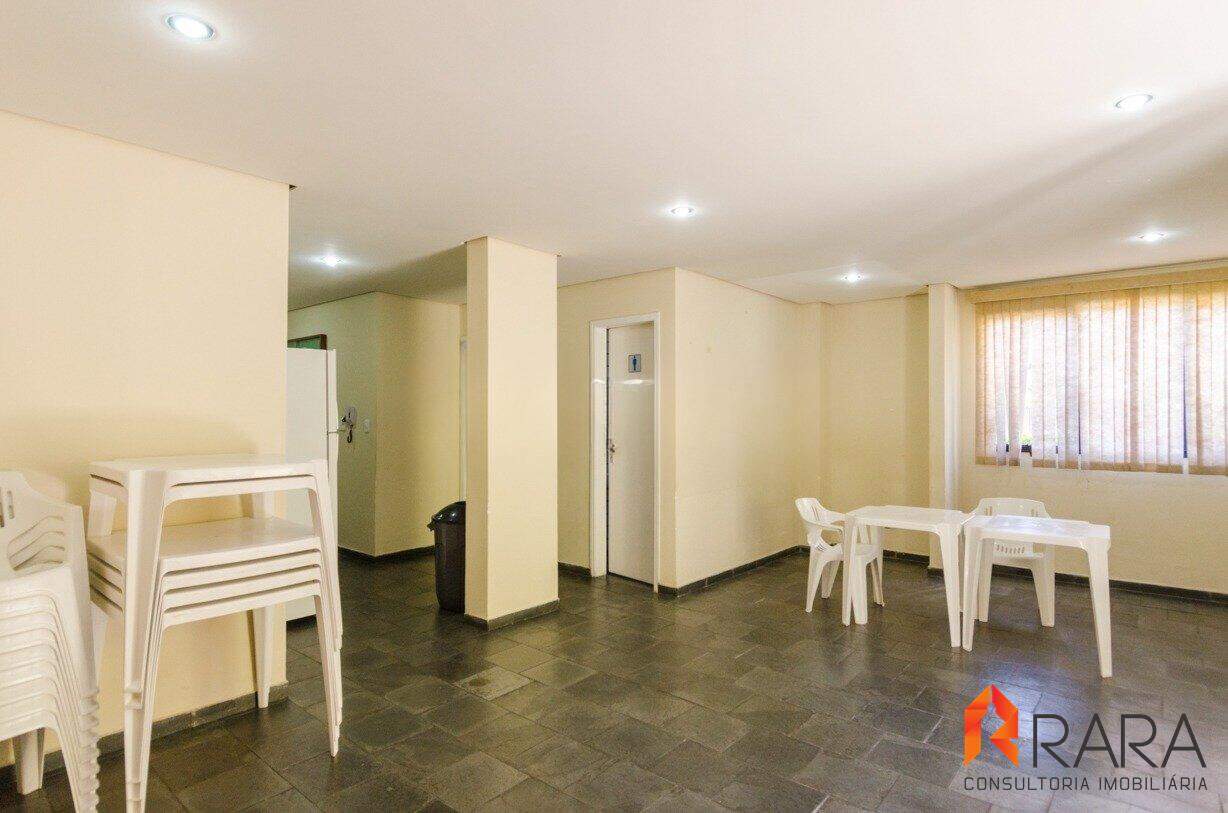 Apartamento à venda com 1 quarto, 54m² - Foto 18